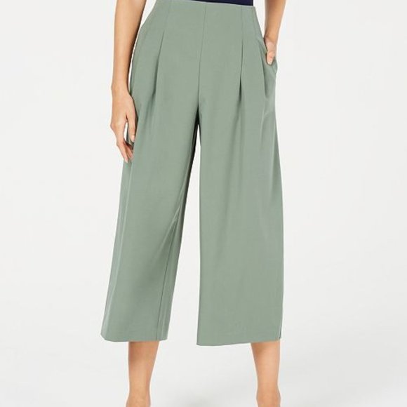 Maison Jules NWT Green Pleated Cropped Capri Pants 6 - Picture 2 of 6